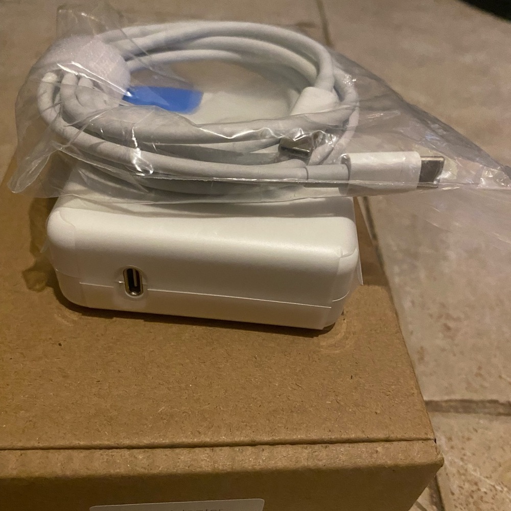 MacBook charger 61W TYPE-C Year 2015 To 2021 Power Adapter NEW